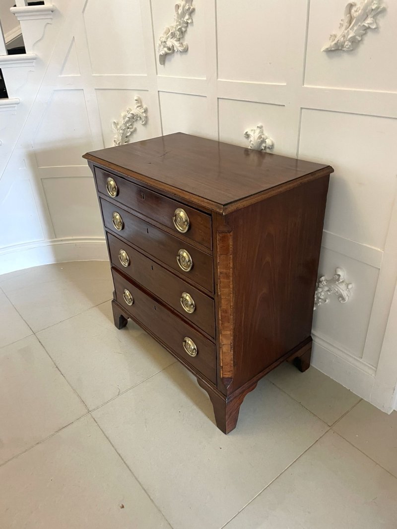 Small Antique George III Quality Mahogany Chest of Four Drawers - Image 8